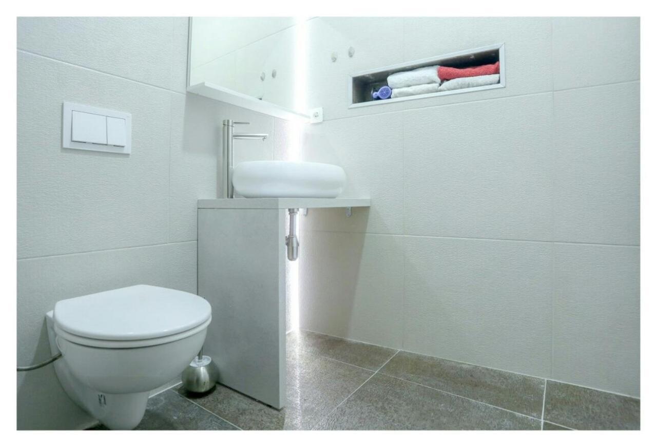Relax Exclusive Apartment Free Public Parking Сараево Екстериор снимка