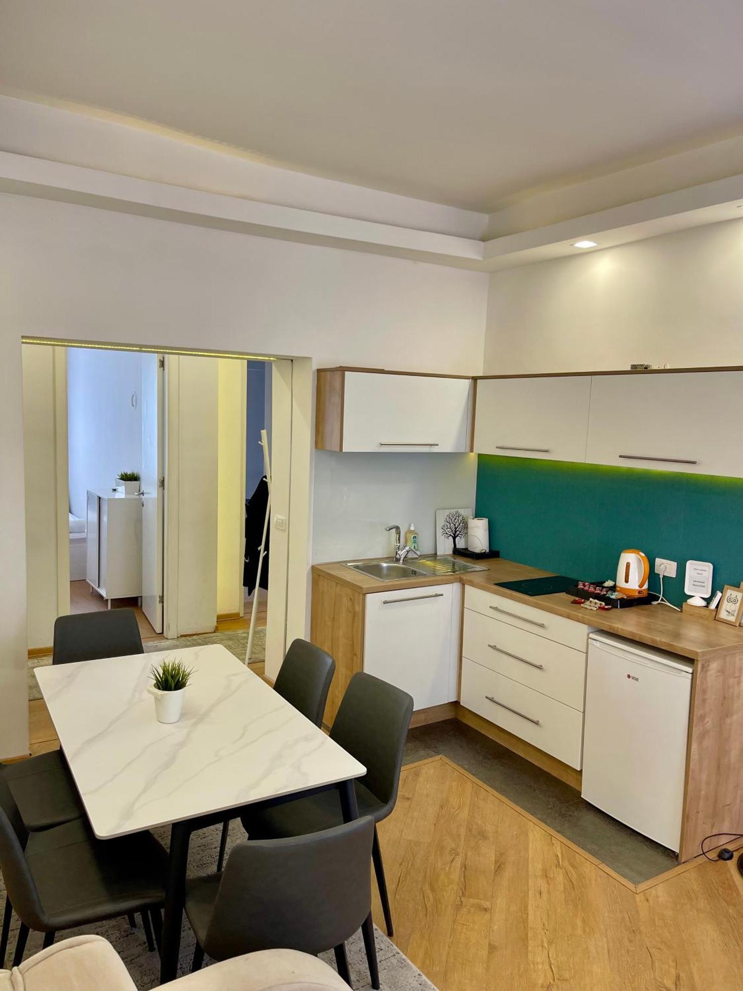 Relax Exclusive Apartment Free Public Parking Сараево Екстериор снимка