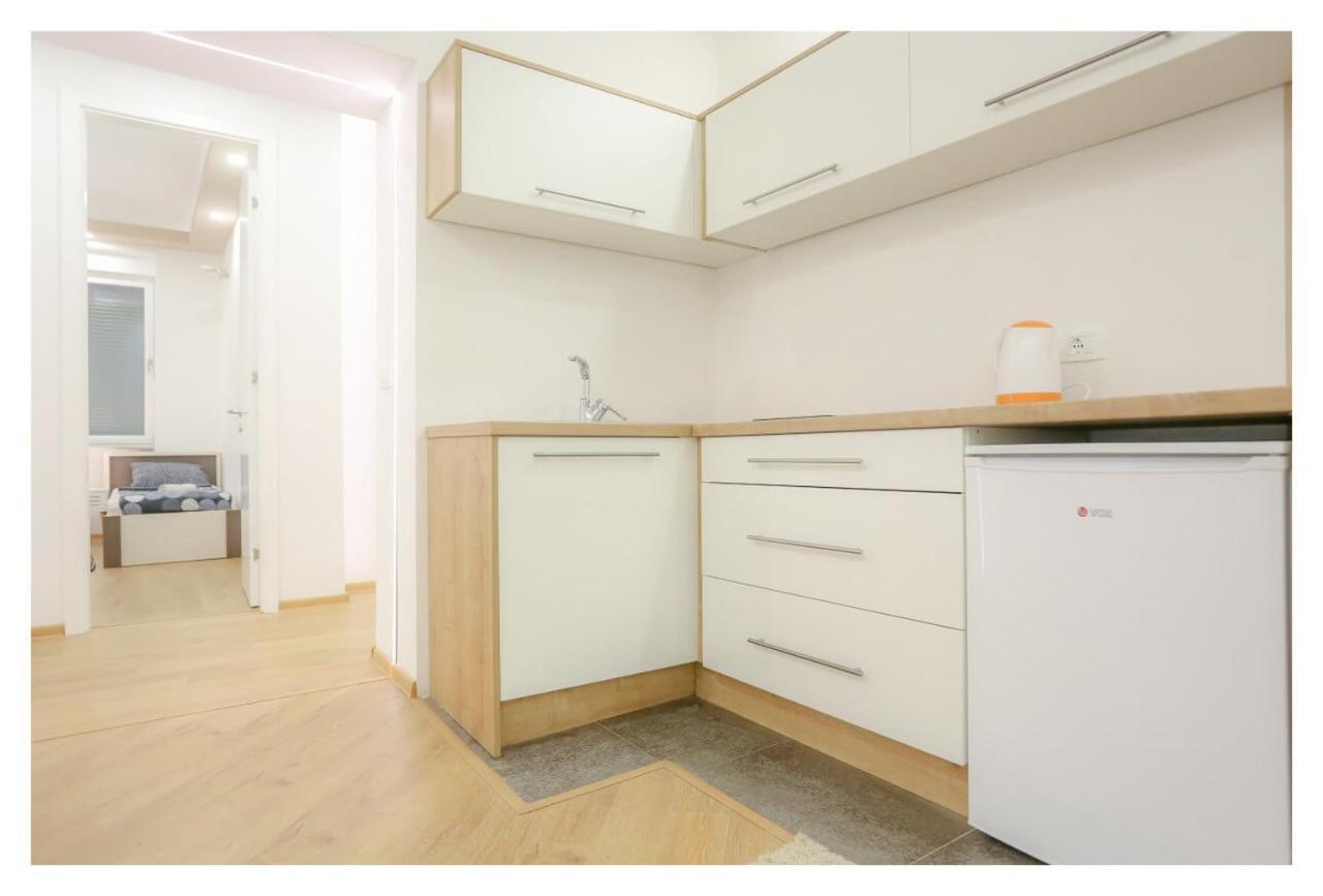 Relax Exclusive Apartment Free Public Parking Сараево Екстериор снимка