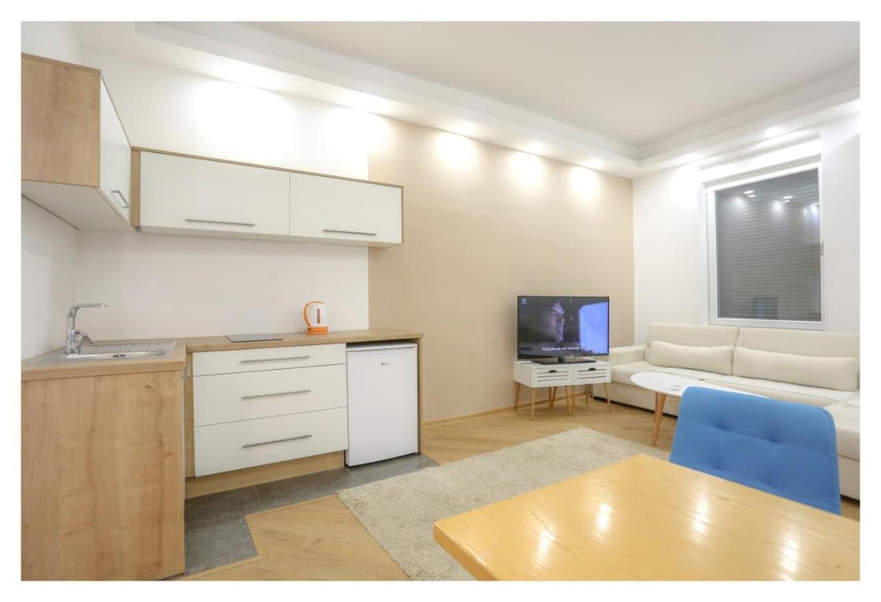 Relax Exclusive Apartment Free Public Parking Сараево Екстериор снимка